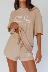 On Track SL Logo Shorts Camel