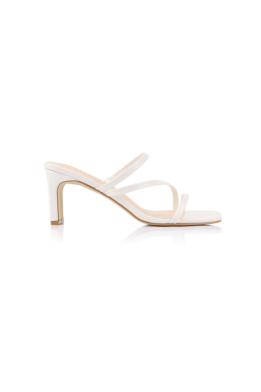 VERALi Ginny Block Heel Mules Chalk White